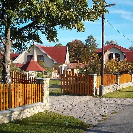 Aranybanya Panzio Es Apartmanhaz Telkibánya