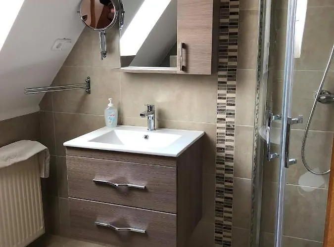Aranybánya Panzió és Pensión 3*